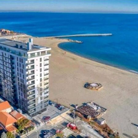 Faleza Nord Apartament De Lux Nou Pe Malul Marii Constanta Exterior photo